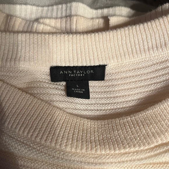 Ann Taylor Factory Ivory Oversized Sweater - Picture 3 of 3